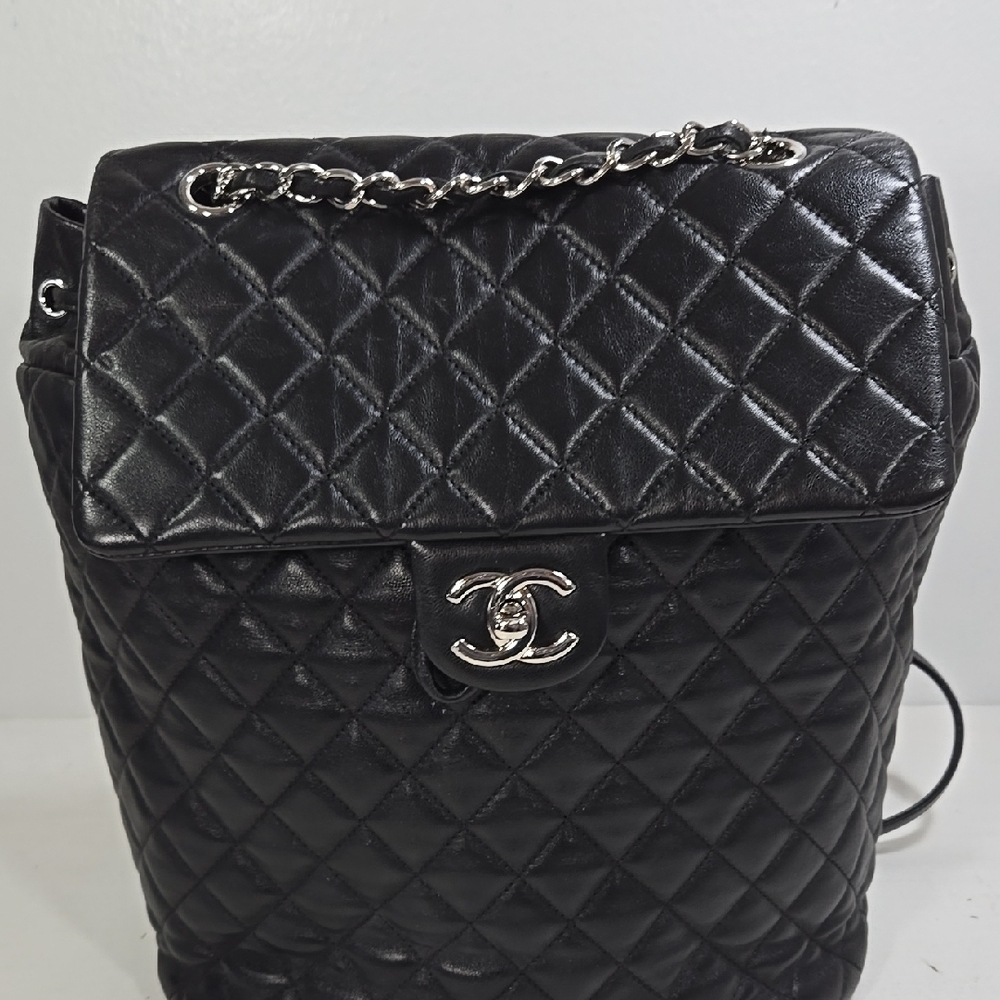 Chanel Urban Spirit Black Quilted Lambskin Large Backpack Bag - Picture 3 of 17